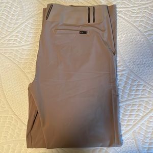 Men’s Oakley golf pants 34x32